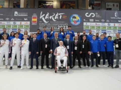 Karateçilərimiz Avropada 8 medal qazandı 
