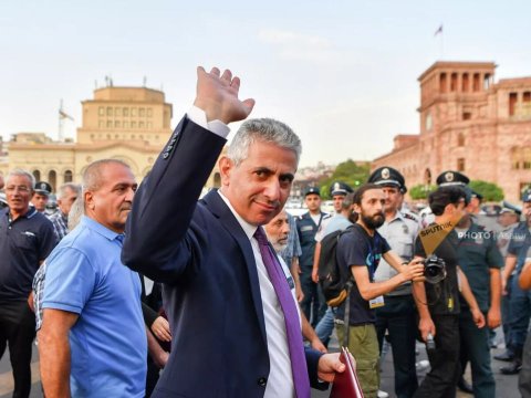 Ermənistan müxalifətinin ombudsman postuna namizədi kimdir?