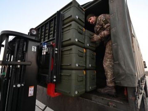 Ukraynaya xeyli miqdarda sursat satılacaq 