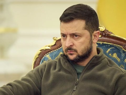 Zelenski Çin liderini Ukraynaya dəvət etdi - Baxmutdan danışdı