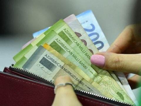 3 mindən çox müəllimin maaşına 35 faiz əlavə olub