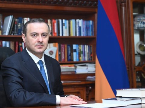 Qriqoryan Latviyada Laçın dəhlizindən DANIŞDI