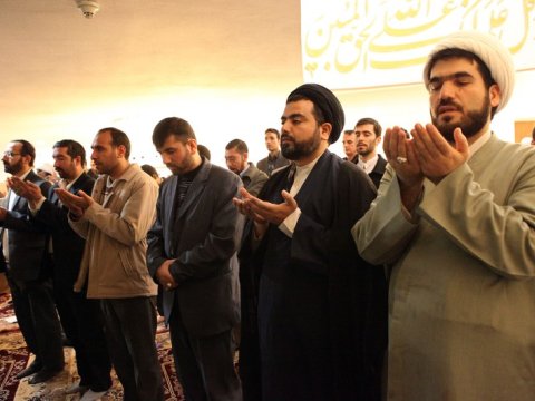 Sünni-şiə söhbəti edən din xadimlərinə xəbərdarlıq