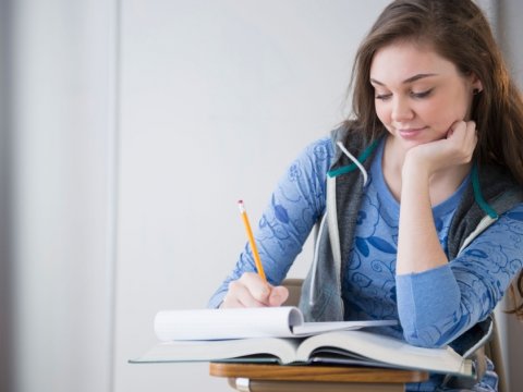 Xaricdə doktoranturaya sənəd qəbulunun müddəti uzadıldı