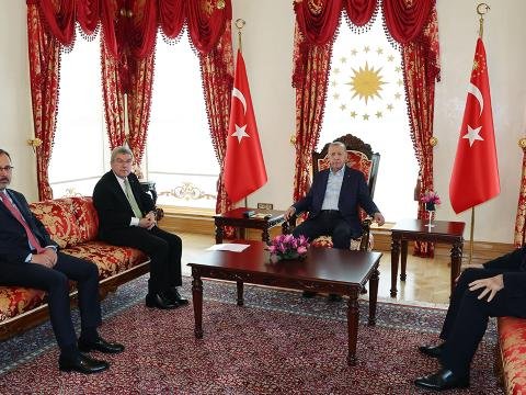 Ərdoğan Beynəlxalq Olimpiya Komitəsinin prezidenti ilə görüşdü