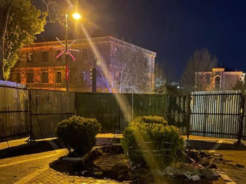 Nərimanovun büstü yerinə qaytarılacaq - Naxçıvanın deputatı