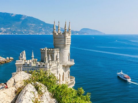 Ruslar Krımda yeni hərbi hissə tikir - FOTO