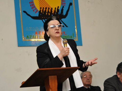 12 partiya Lalə Şövkətin ətrafında birləşmək İSTƏYİR