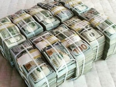 Bakıda evdən külli miqdarda pul oğurlandı