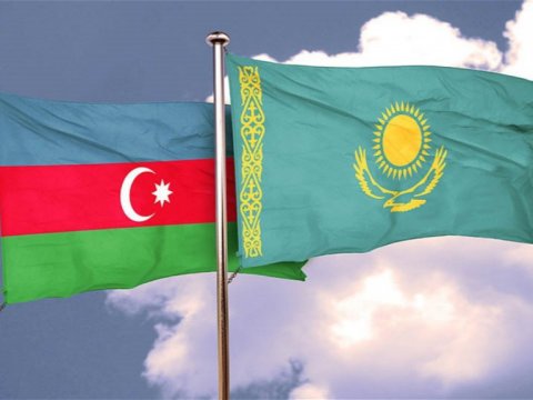Azərbaycan və Qazaxıstan arasında sənədlər imzalandı