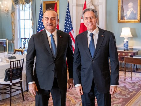 Çavuşoğlu Blinkenlə İsveçin NATO üzvlüyündən danışdı