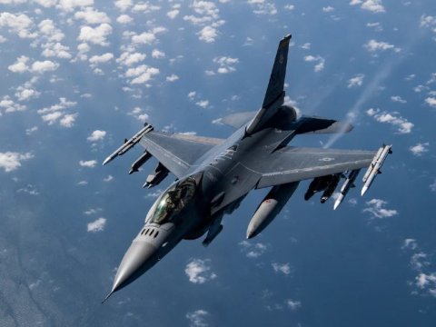 Ukraynalı pilotlar F-16 sınağından uğurla çıxdı
