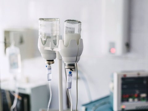 Məktəbdə zəhərlənən şagirdlər evə buraxıldı