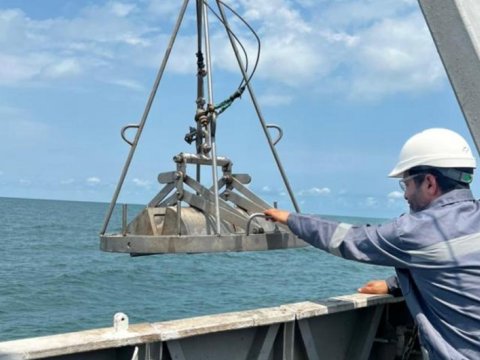 Xəzərdə ekoloji monitorinqlər aparılır - FOTOLAR