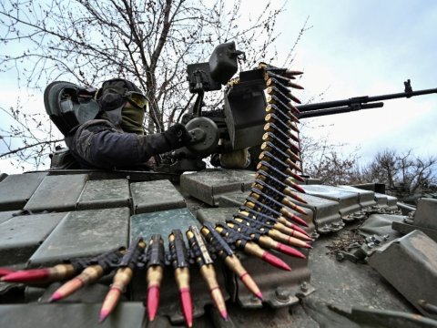 Ukrayna ordusunda sursat çatışmazlığı - Çıxış yolu axtarılır