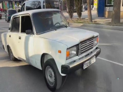 Polisin tələbinə məhəl qoymayan sürücü həbs edildi