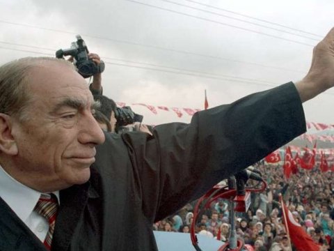 Türkeşin oğlu AKP-dən, qızı İYİ Partiyadan namizəd oldu