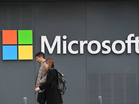 “Microsoft”un Azərbaycanı əhatə edən mərkəzi bu ölkədə olacaq