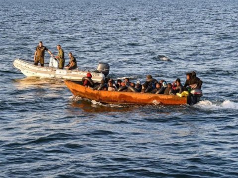 Dənizdə iki qayıq batdı - 23 nəfər itkin düşdü, ölənlər var