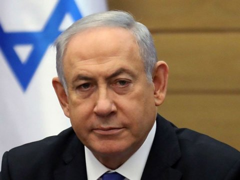 Netanyahu ona qarşı çıxan naziri vəzifədə saxladı