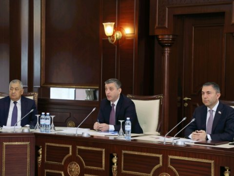 Palata sədri sabah Milli Məclisdə hesabat verəcək