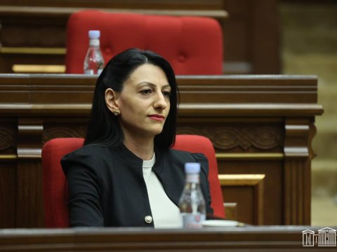 Ermənistanda yeni ombudsman seçildi