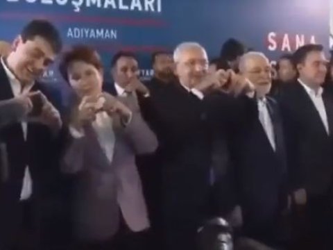 Akşener Uysala ürək tutmağı öyrədir - VİDEO