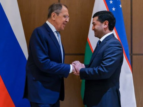 XİN başçısından Lavrovla görüş barədə PAYLAŞIM