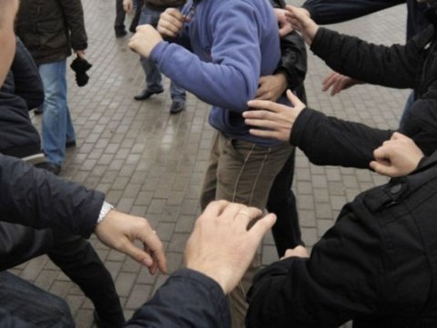 Kafedə kütləvi dava - Xəsarət alanlar var