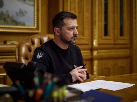 Zelenski Sunakla hərbi yardımdan danışdı