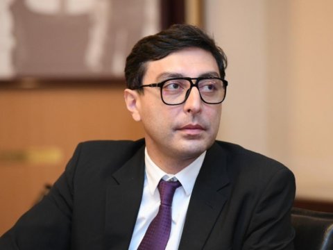 İdmançılarımız İrəvanda oteldən buraxılmır - Nazir