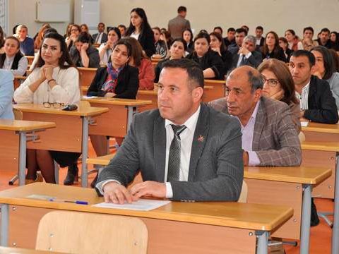 Direktor olmaq istəyən 1100-dən artıq şəxs imtahan verdi 