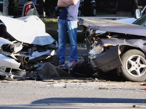 Həftəsonu yol qəzalarında 6 nəfər ölüb