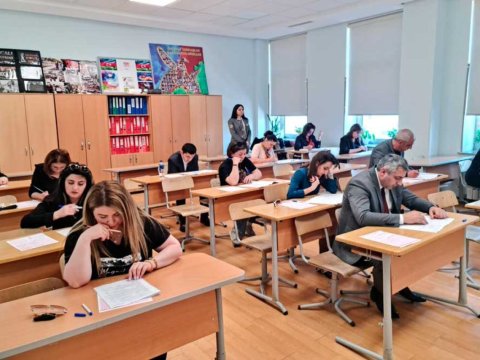 Bu məktəbin direktoru olmaq üçün 67 nəfər imtahan verdi