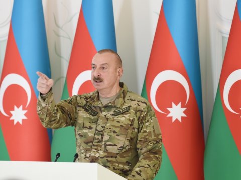 Prezidentdən bayrağımızın yandırılmasına SƏRT REAKSİYA