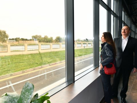 İlham Əliyev xanımı ilə açılış mərasimində - YENİLƏNİB