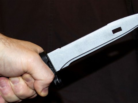 Narkoloji dispanserdə BIÇAQLANMA