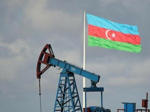 Azərbaycan nefti cüzi ucuzlaşdı