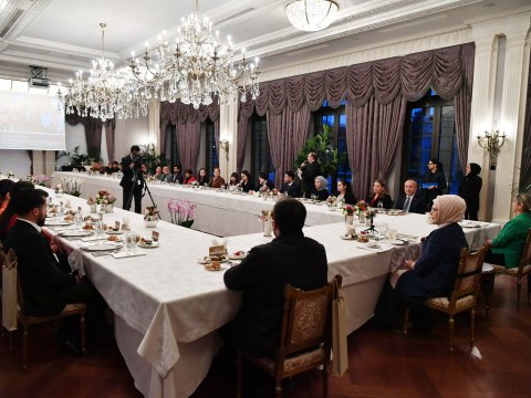 Sərvər Əminə Ərdoğanın iftar süfrəsində - FOTOLAR