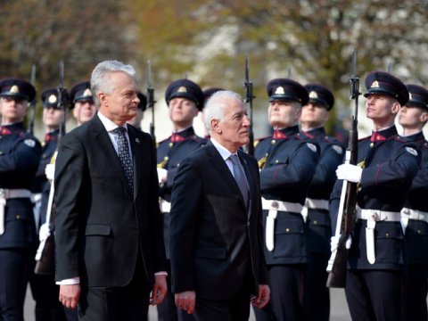 Prezidentlər Laçın dəhlizini müzakirə etdilər