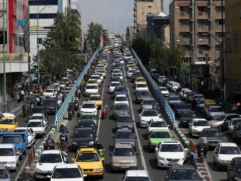 İran işlənmiş avtomobil idxal etməyə başlayır 