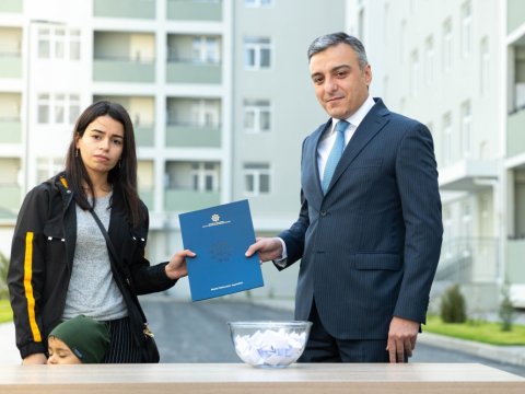Daha 100 şəhid ailəsi və qaziyə mənzil verildi - FOTOLAR