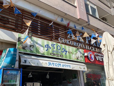 AKP-nin binasına hücum edən şəxs tutuldu - YENİLƏNİB 