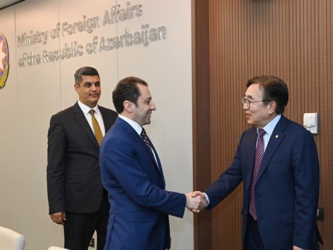 Azərbaycan və Koreya arasında vacib müzakirə