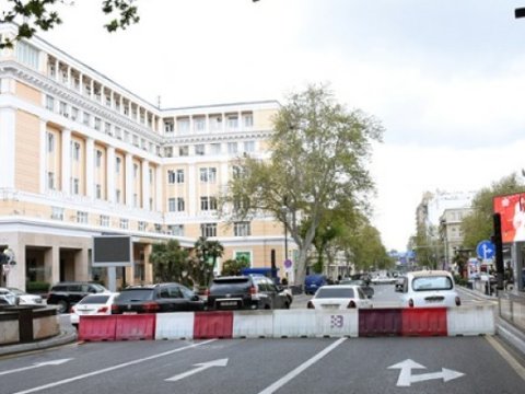 Bakının mərkəzi küçələri BAĞLANIR