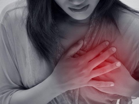 18 yaşlı qız infarktdan öldü