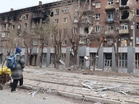 Ruslar Donetski atəşə tutdu: Ölən və yaralanan var