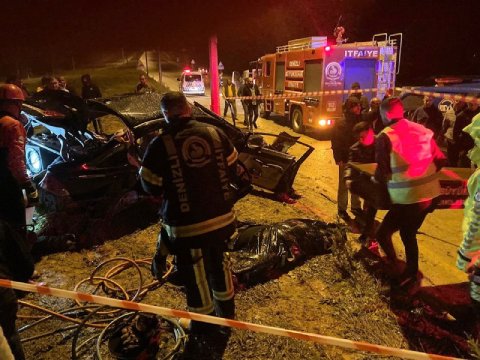 Ağır yol qəzası: 4 ölü, 3 yaralı var