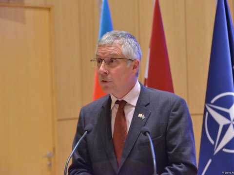 Bekar beyin şeytan emalatxanasıdır - Britaniya səfiri