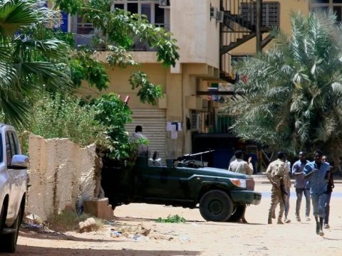 Türkiyə vətəndaşları Sudandan təxliyə edilir